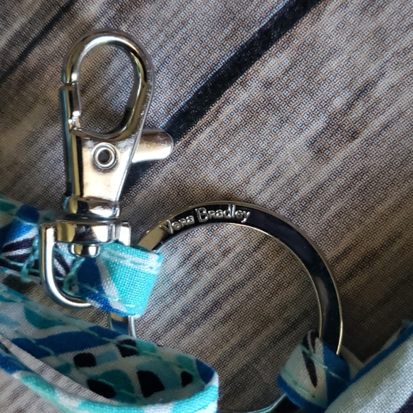 **1 LEFT** Vera Bradley Zip ID & Lanyard-Go Fish Blue - Picture 7 of 8